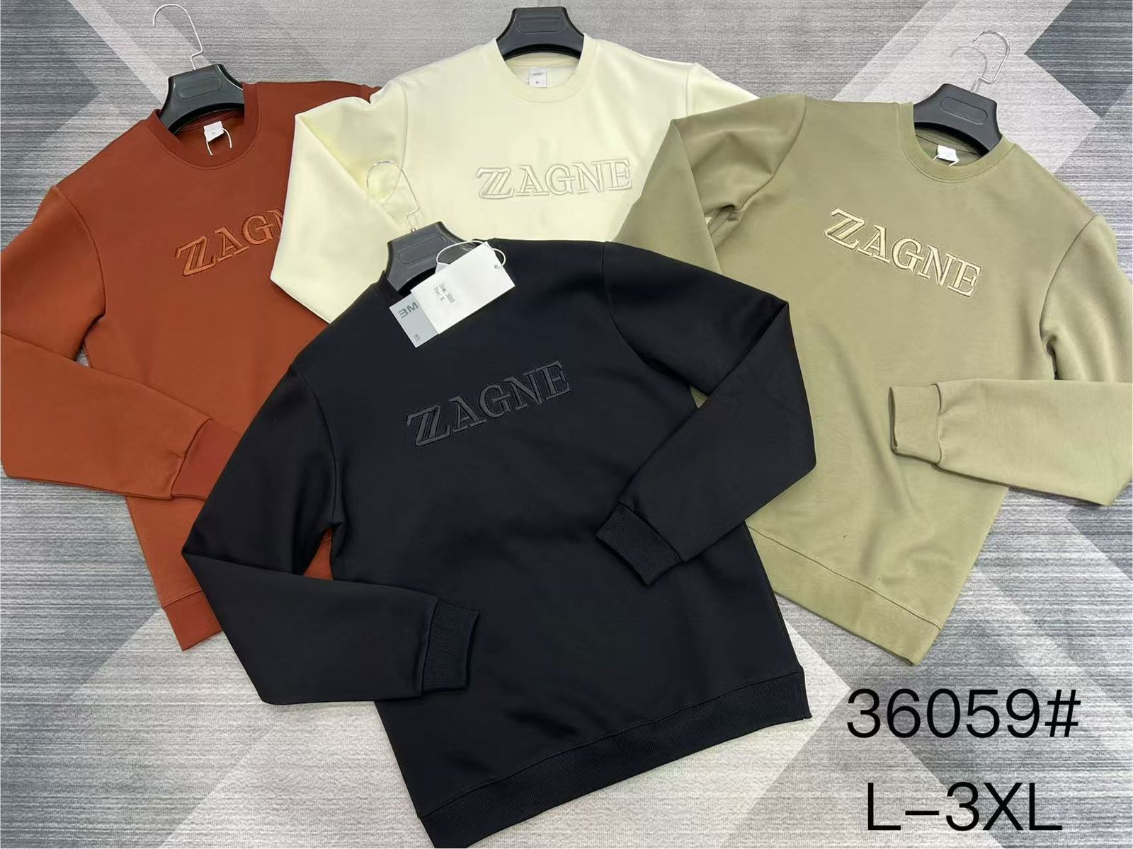 ZAGNE Embossed Logo Sweatshirt
