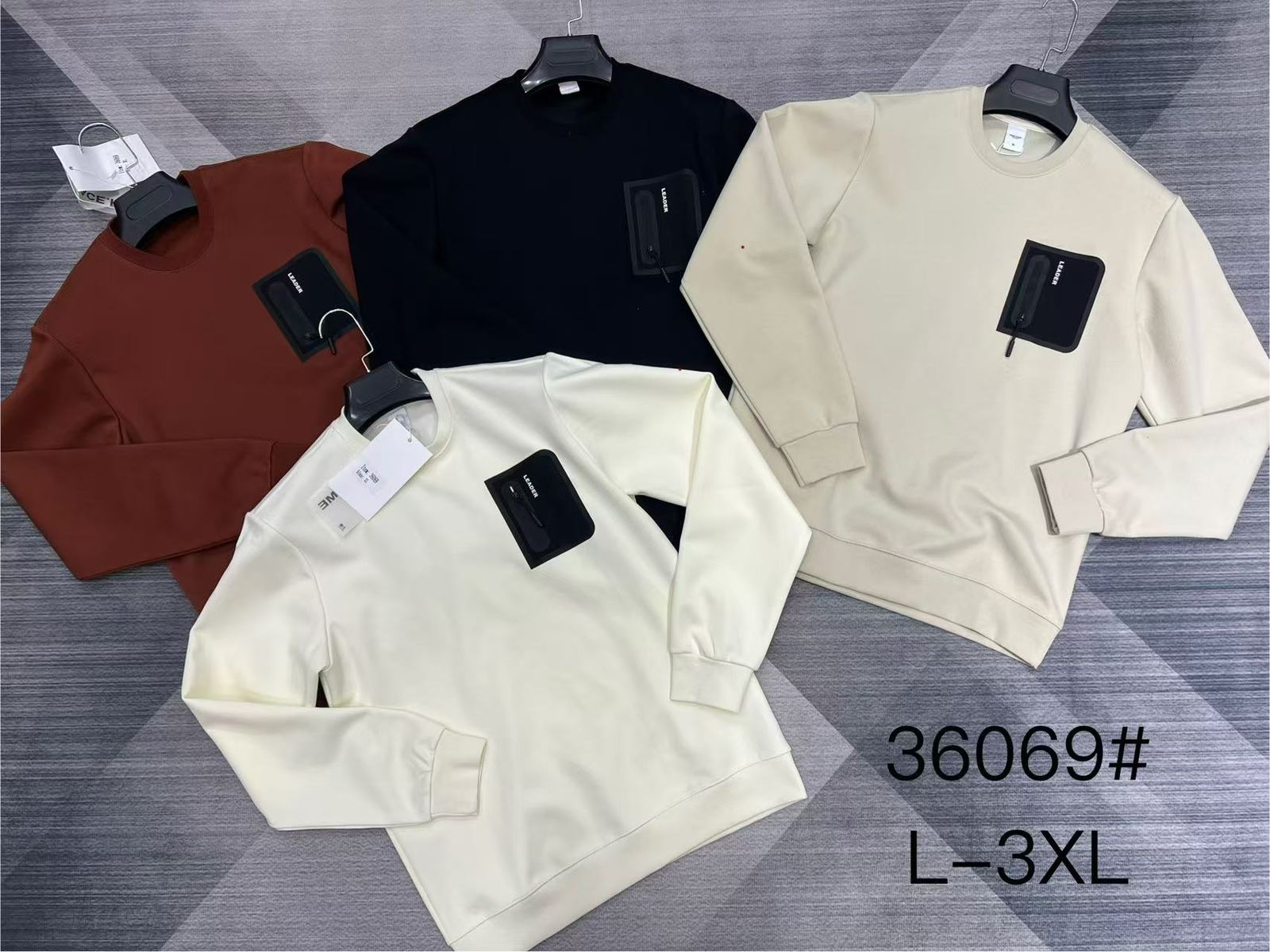 Men's Sweatshirt with Chest Pocket 36069